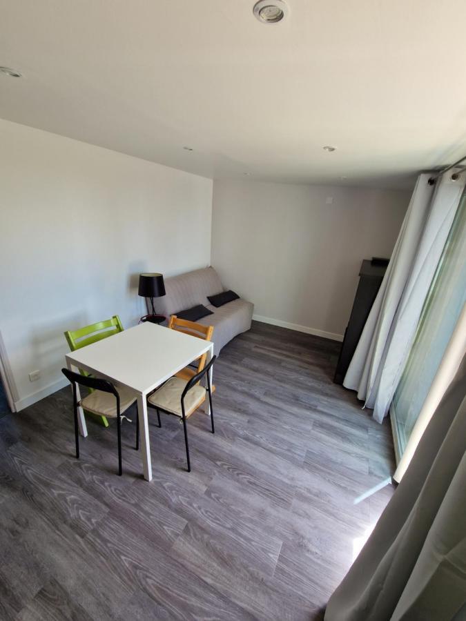 Appartement 2 Pieces Renove Avec Acces Piscine Peymeinade Exterior foto